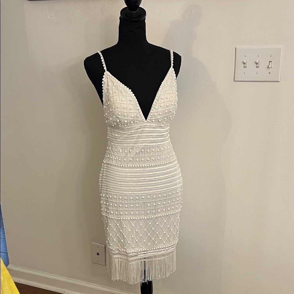 Elegant White Beaded Dress with Sequins by DB Studio, sz 6